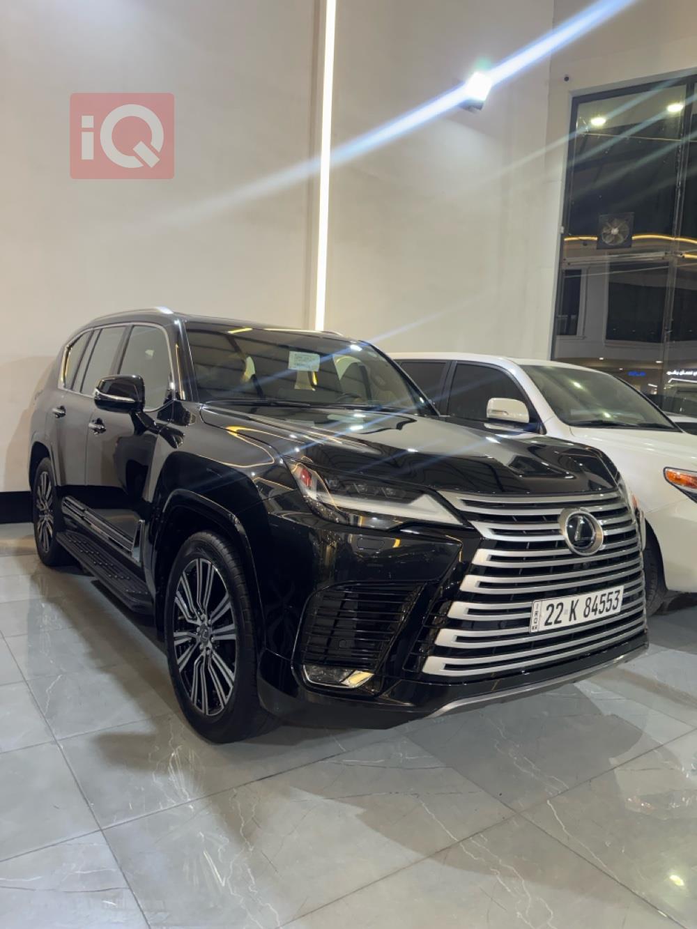 Lexus LX